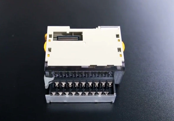 CPU Unit Omron PLC Module R88D-1SN04H-ECT Normal Temperature